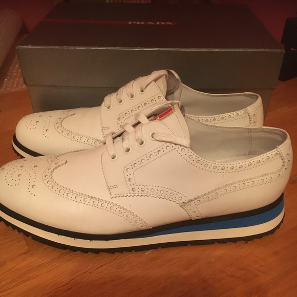 Prada Brogues in white. Size 13 US. Worn less than 5x. Authentic. No tread wear. - Picture 4 of 7